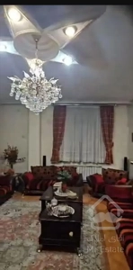۸۴ متری تکواحدی در آزادی