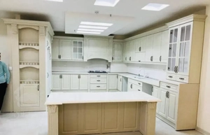 آپارتمان ۱۶۰ متری نوساز پشت وکیل آباد