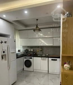 ۷۶ متر ۱ خواب تاپ لوکیشن