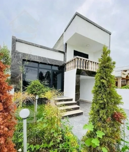 ویلانیم پیلوت مدرن/ویو منطقه/230متر سنددار