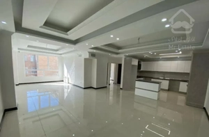 ۱۱۰ متر ۲ خواب  نوساز  روبه آفتاب  بی نظیر