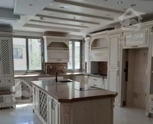 آپارتمان/۲۰۰متر/فول تاپ لوکیشن