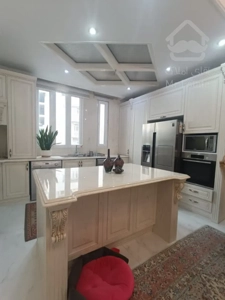 ۹۰ متر فول امکانات چهار باغ