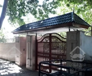 اجرای سقف های شیب دار آلاچیق