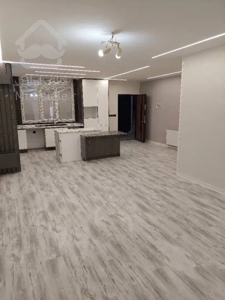 ۶۶متر ۲خواب روبه افتاب سوپر لاکرچی