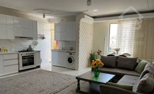 67متر/ پارکینگ دار/ خوش نقشه/ قیام