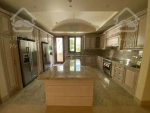 190 متر پاسداران / 2 پارکینگ باکس