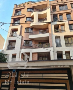 اختیاریه / ۱۶۰ متر/ ۳ خواب در حد نوساز