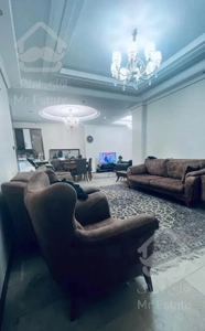 *۱۲۲متری دو خواب /قلهک*