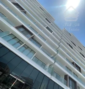 برج اردیبهشت ۱۱۰ متر(آکواریومی )