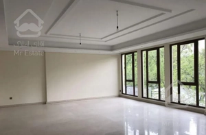 * شمال خواجه عبدالله'۱۳۵متر نوساز'۳خواب تیسفون *