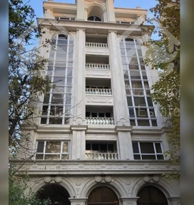 سعادت آباد/135متر/تاپ لوکیشن