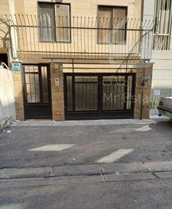 40 متری گلبرگ خربی خیابان قاری کوچه داودالحسینی