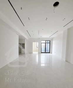 فروش زیر قیمت به علت مهاجرت‌135متر اصفهان واحدجلو