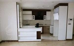 ۹۰ متری ۲ خوابه در شهرک نفت (منطقه ۱) ویو تهران