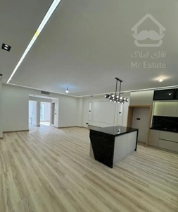 ۷۶متر/ دو خوابه/ بالکن دار
