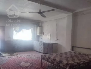 دربستی نقلی ،رنگ شده ،مبله