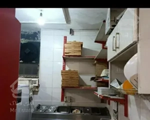 مغازه تجاری ، ۳۷ متر