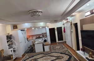 تک‌واحده ۸۲متری آسانسور