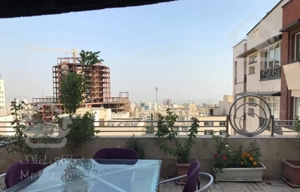 آپارتمان ۱۴۱متری/صرافها/دو پارکینگ