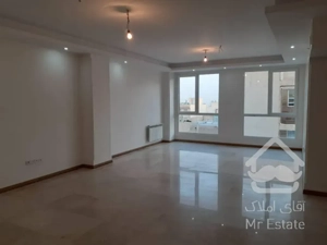 82 متر ‌. دو خواب ‌. کم واحد . 40 متر قدرالسهم