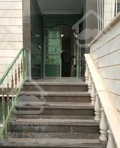 ۶۵ متری شهرک راه آهن با پارکینگ و انباری مناسب زوج