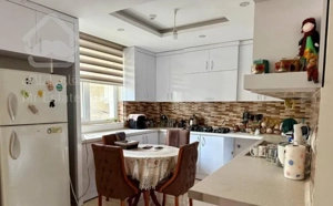 آپارتمان۹۰ متری// دهخدا7