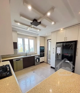 کوی لاله / ۹۰ متر ۲ خواب / فول بازسازی