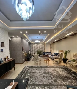 ۱۰۰ متر ۲ خواب تاپ لوکیشن آجودانیه فول مشاعات کامل