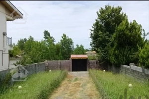 ویلایی در هلستان .در منطقه ی ویلا نشین