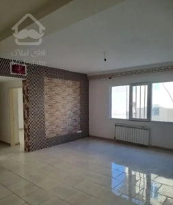 یک واحد آپارتمان 94متری واقع در گیلاوند یا معاوضه