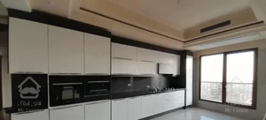 آپارتمان ۲۳۰ متری فرمانیه