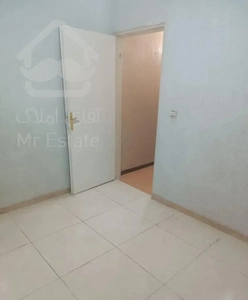 واحد 61متری طبقه همکف در انتهای اشرفی اصفهانی