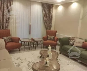 ۷۸متر.۲خواب.روبه آفتاب.چهارباغ شرقی