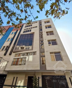 200 متری فول متریال ** صفر و تک واحدی **