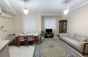 واحد78متری/پارکینگ و پکیج دار/غازیان خیابان رمضانی