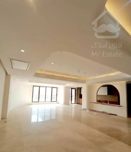 ۲۲۰متر/۳خواب/نوساز/۳پارکینگ‌سندی/زیرقیمت