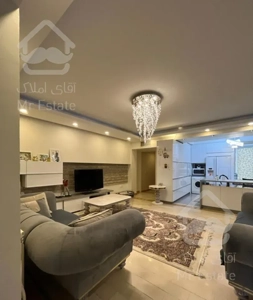 آپارتمان ۱۷۸ متر دزاشیب سه خواب/نور و نقشه تراس