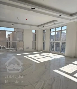 ۱۳۳متر ((۳خواب)) ۳نبش میدان تاپ لوکیشن