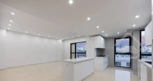 نیاوران ۱۱۰ متر ۲ خواب تراس چیدمان