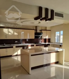 سامانیه ۱۶۵متر تک واحدی امکانات کامل کوچه پهن