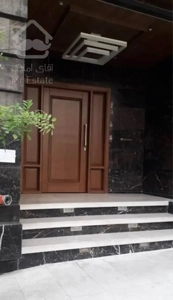 ۱۶۰ متر/فاخر و باشکوه/روف گاردن/لابی/سرایدارمقیم