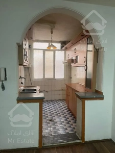 ۴۹ متر طبقه اول