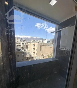 100متر دوخوابه فول امکانات نوساز کلید نخورده ظفر