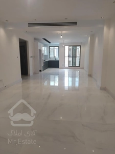 135متر/کلید نخورده/لاکچری