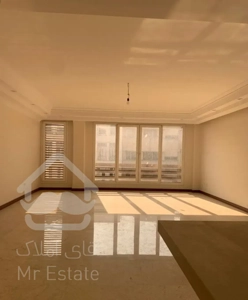 ۱۱۰متر/۲خواب/۲پارکینگ سندی/مشاعات عالی