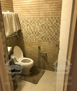 اپارتمان۴ تراس ۲۰۰ متری