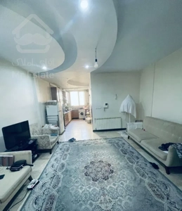 ۶۳متر/دو خواب/مستطیل طلایی/املاک کویر