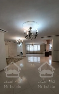 آپارتمان ۱۳۵ متری ۳ خواب شهرک غرب