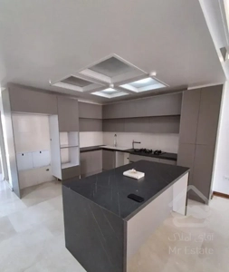 سهروردی جنوبی ۸۵متر دوخوابه خوش نقشه۲ پارکینگ سندی